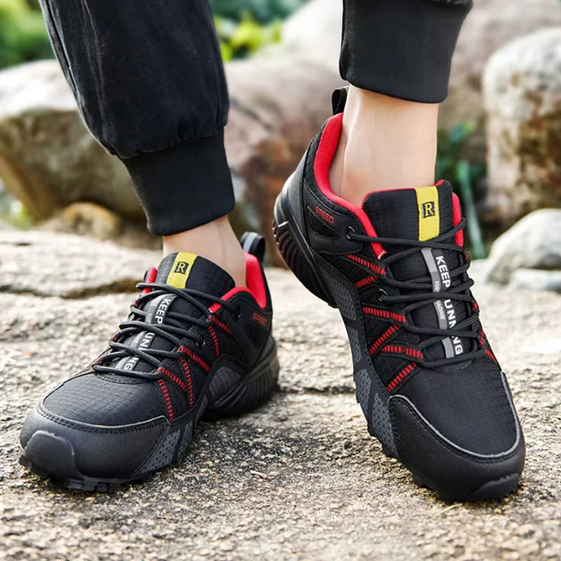 Orthopedic Sneakers for Everyday Comfort - OrthoBalance™