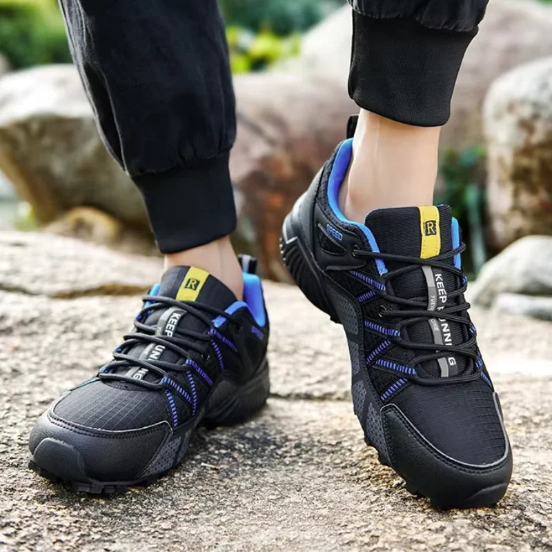 Orthopedic Sneakers for Everyday Comfort - OrthoBalance™