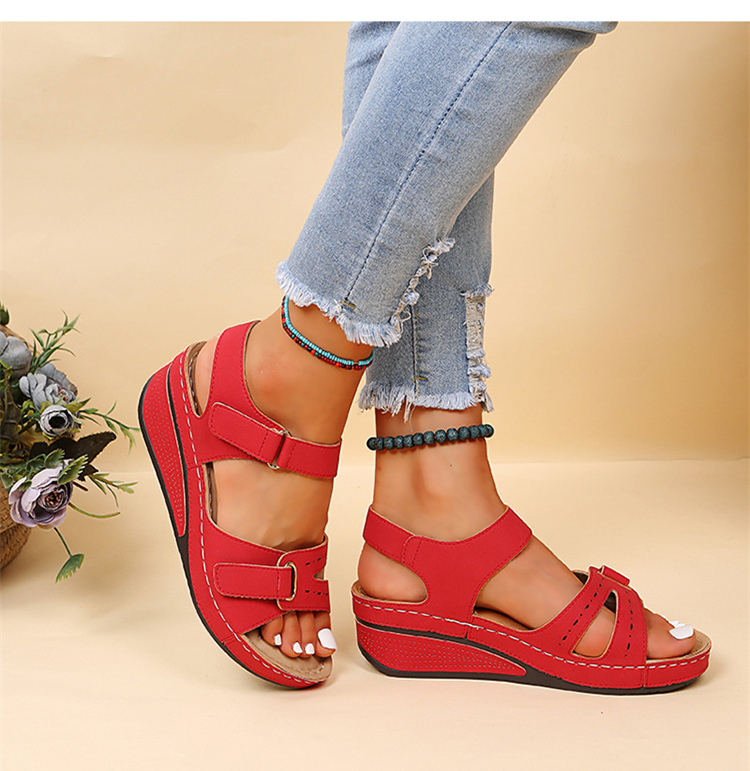 Alfreda Orthopedic Sandal | Lupi