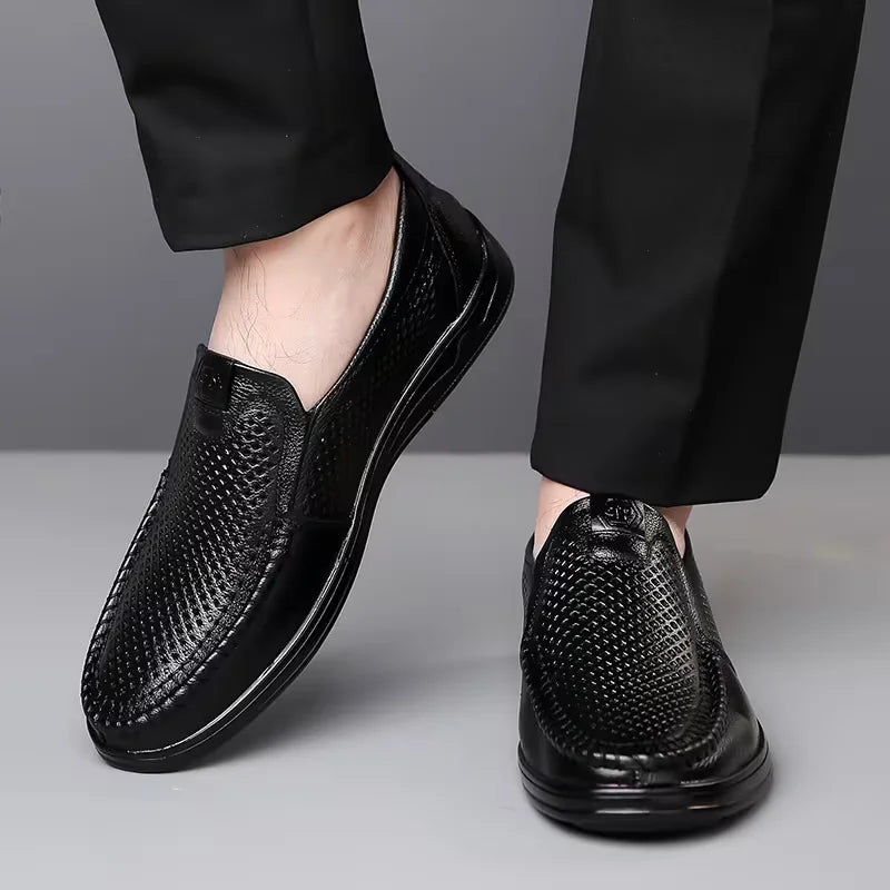 Brenton™ – Handcrafted Leather Moccasins for Timeless Style