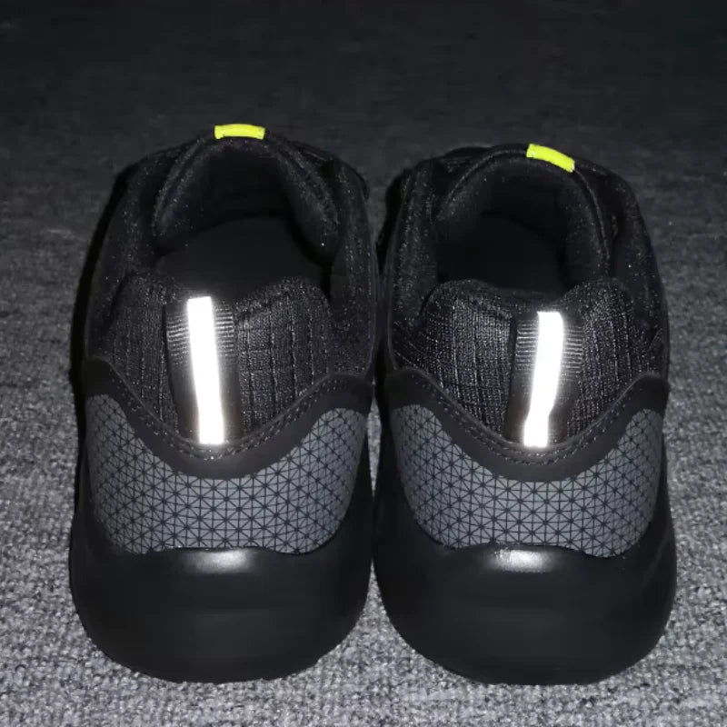 Orthopedic Sneakers for Everyday Comfort - OrthoBalance™