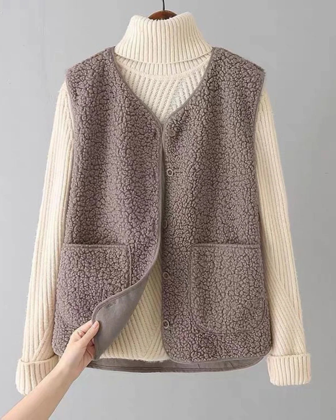 Solene™ – Parisian Wool Cardigan for Effortless Elegance