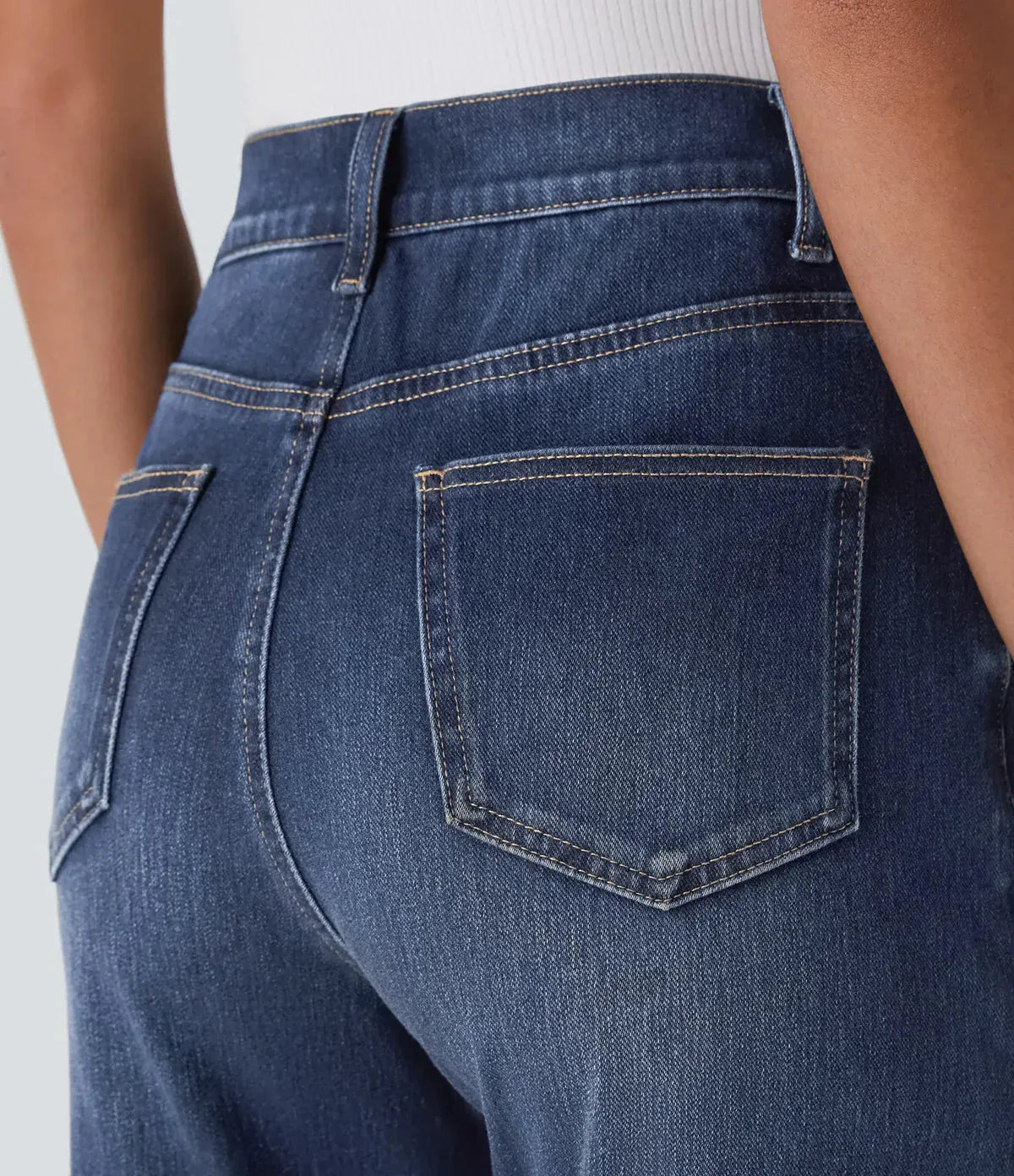 Halara Flex™ – Ultra-stretch high-waist pants for all-day comfort