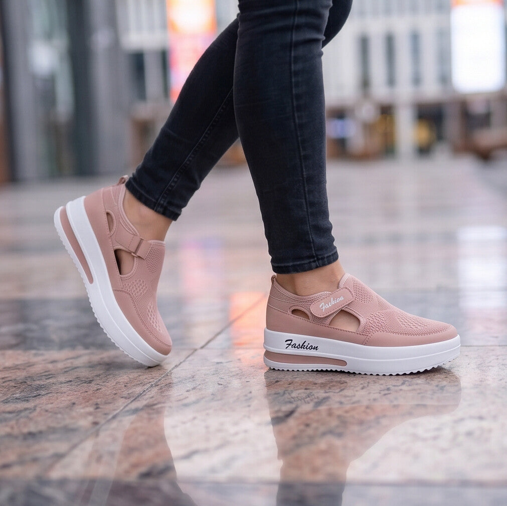 2. Built-in arch support that ends the deep heel ache by mid-afternoon