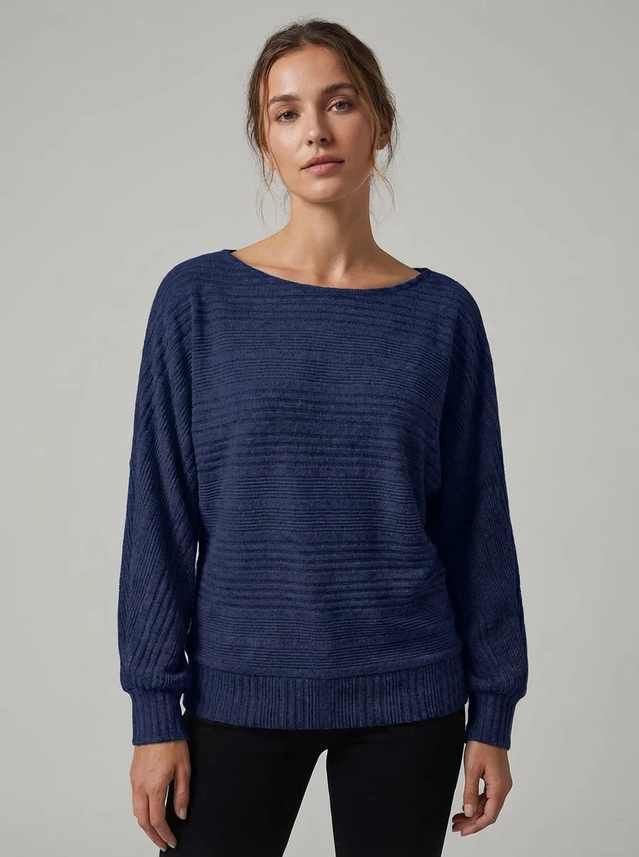 Linea™ Pullover – Women’s lightweight everyday top
